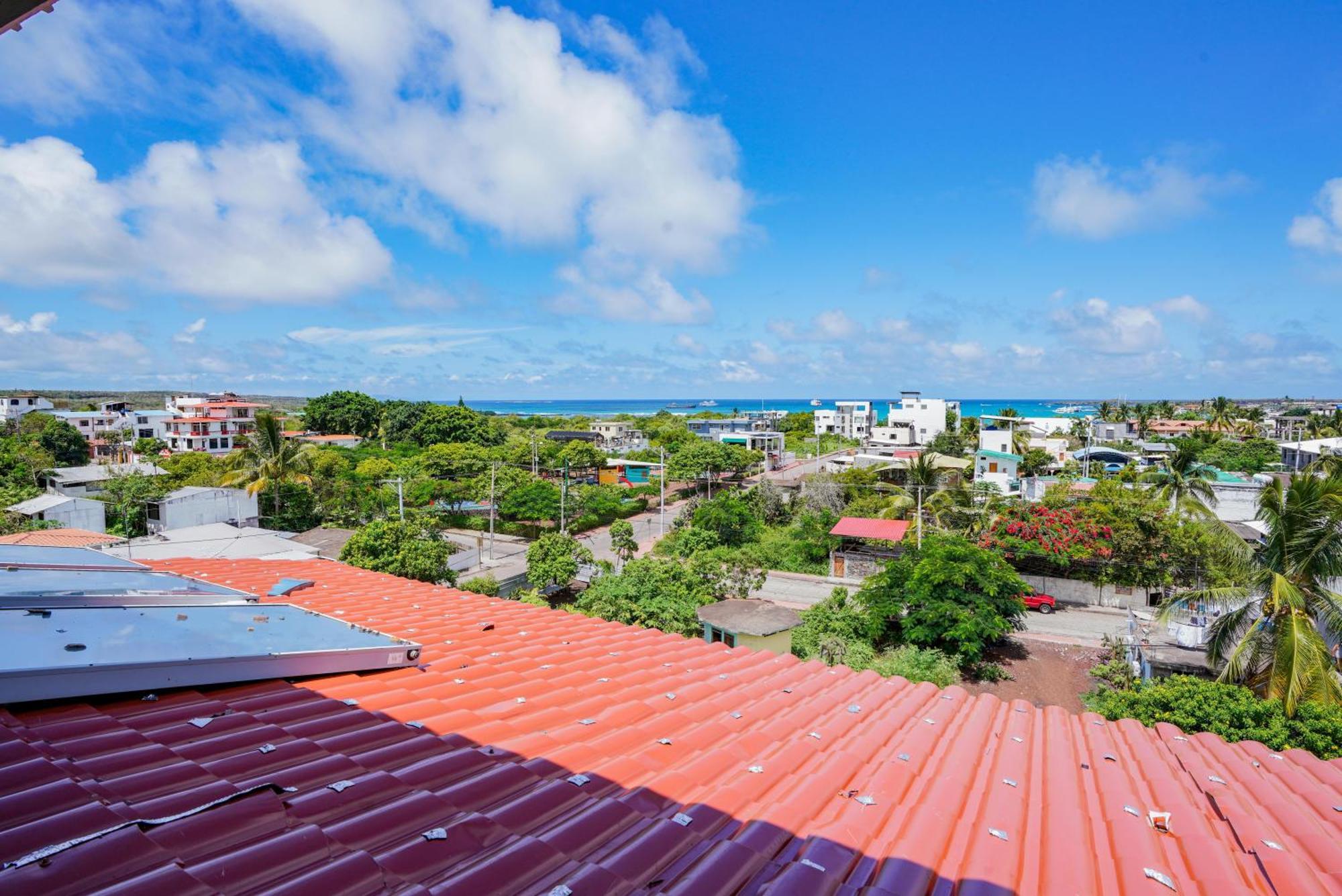 Galapagos Verde Azul Hotel Puerto Ayora  Exterior photo